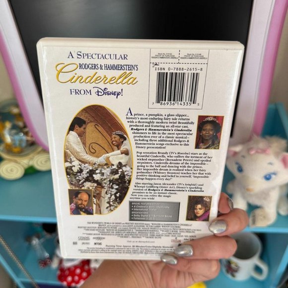 RODGERS & HAMMERSTEIN'S CINDERELLA DVD - Picture 2 of 3